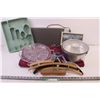 Image 1 : Various Items-Pink Travel Bag/Hot Plate/Bunt pans/hangers/cutlery tray/picture
