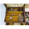 Image 6 : Jewelry Box w/Costume Jewelry