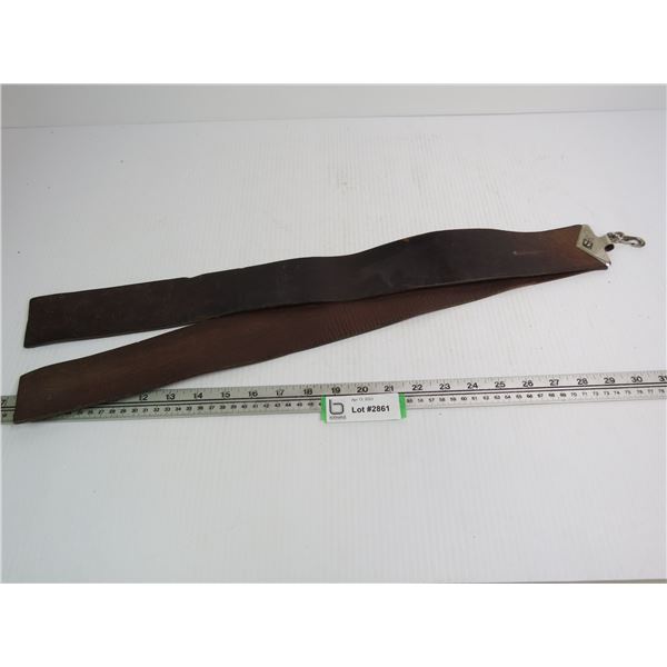 Leather Razor Barber Straps - Bodnarus Auctioneering
