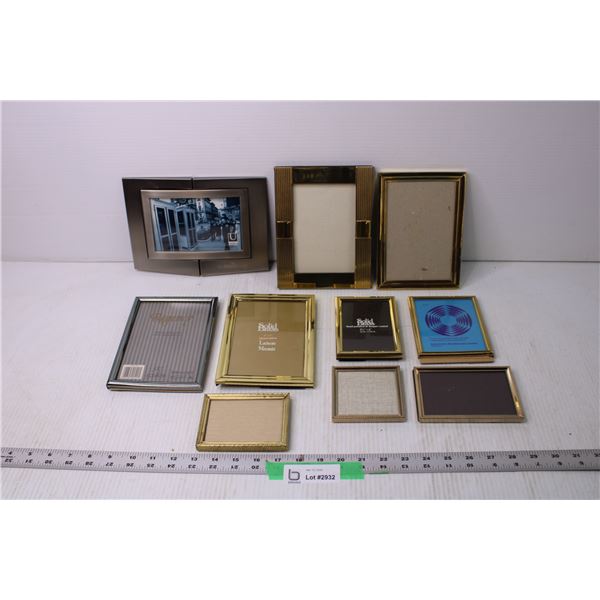 Lot of Assorted Picture Frames