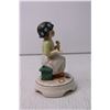 Image 2 : Woman Figurine - Made in West Germany