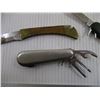 Image 2 : (3) Pocket Knives