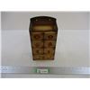 Image 1 : Sewing Room Storage Wall Hanger (11" Tall)