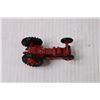 Image 3 : McCormick International B-250 Matchbox Toy Tractor