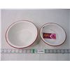 Image 1 : (2) Vintage Enamelware Bowls