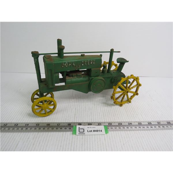 John Deere Tractor on Steel Wheels