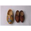 Image 2 : Mini Wooden Clogs