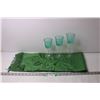 Image 1 : (3) Stemmed Glasses and Table Runner