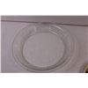 Image 4 : Various Plate, glass pie pan, decor trinkets, leaf glass bowl set