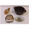 Image 6 : Various Plate, glass pie pan, decor trinkets, leaf glass bowl set