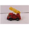 Image 2 : 5 assorted tonks truck toys