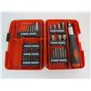 Image 4 : (2) Black & Decker Driver Sets