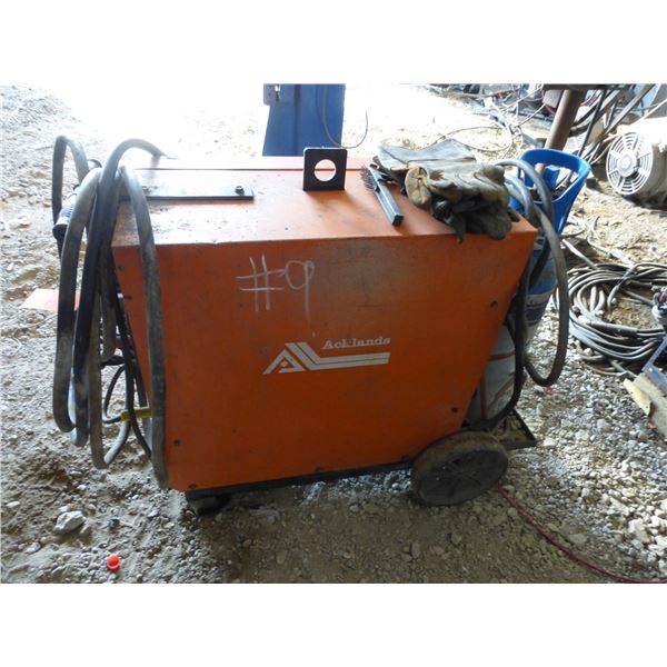 Ackland Mig-Pack AK-135 welder, SN. J1917776
