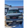 Image 2 : 1997 GMC 1500 V8 Auto, 4x4, showing 371,650 km, c/w box cover SN. 2GTEK19R1V1550908, poor body, runn