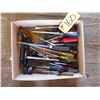 Image 1 : Box of screw drivers