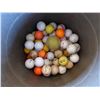 Image 1 : Pail of golf balls