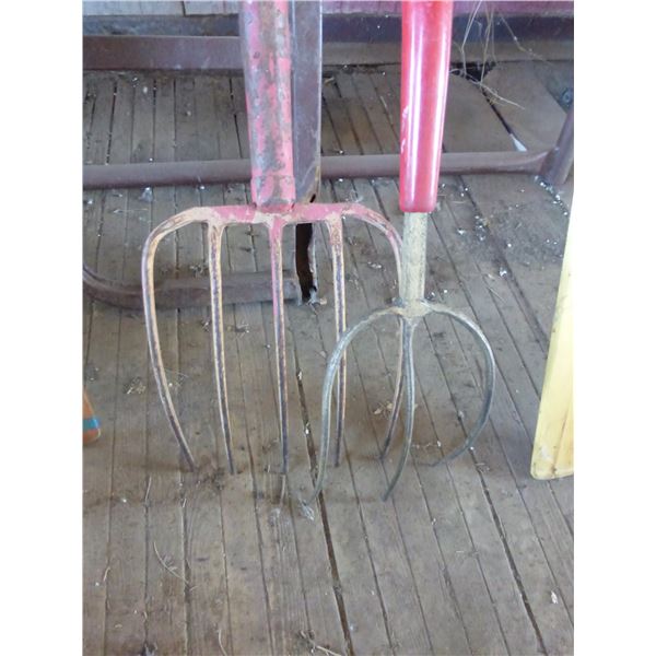 5 & 3 tine forks