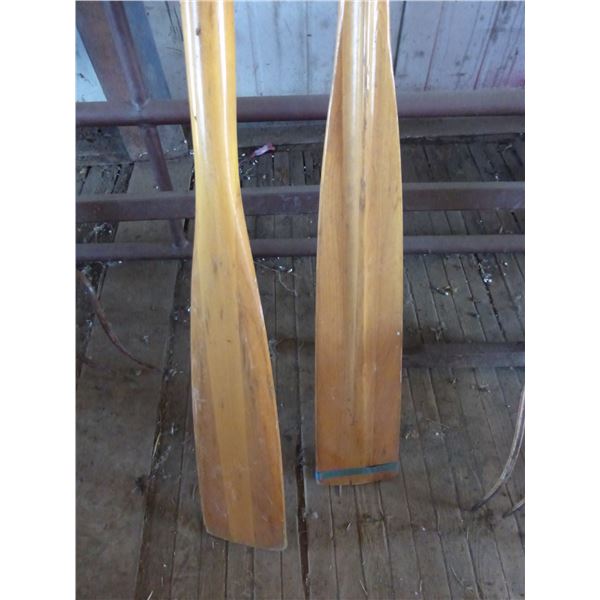 2- Wood oars
