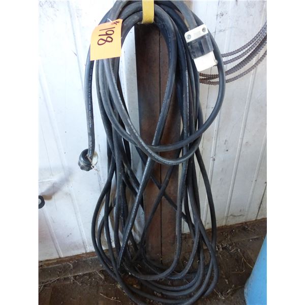 Approx. 100' heavy cord c/w ends