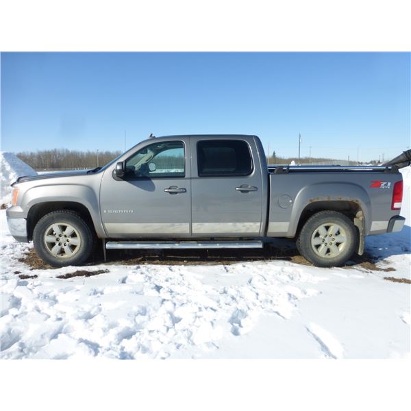 NOTE MARCH 26 SOMEONE ATTEMTED TO STEAL THIS TRUCK AND DESTROYED THE IGNITION 2009 GMC Sierra 1/2 To