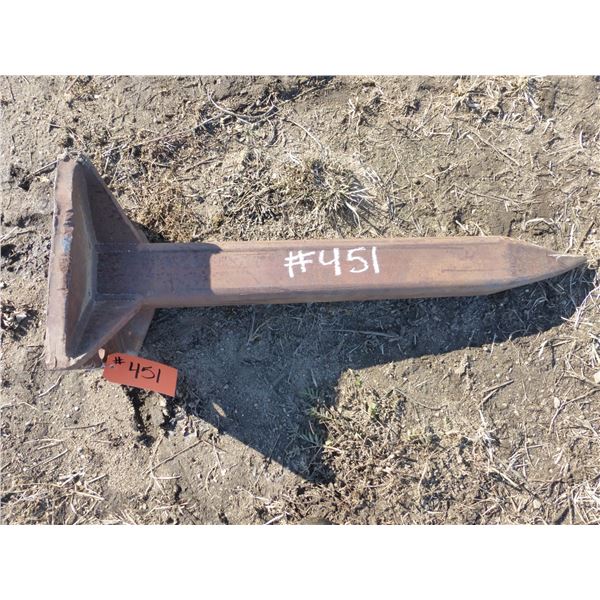 Pointed square tubing c/w base