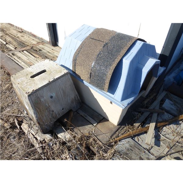 Dog house and stand