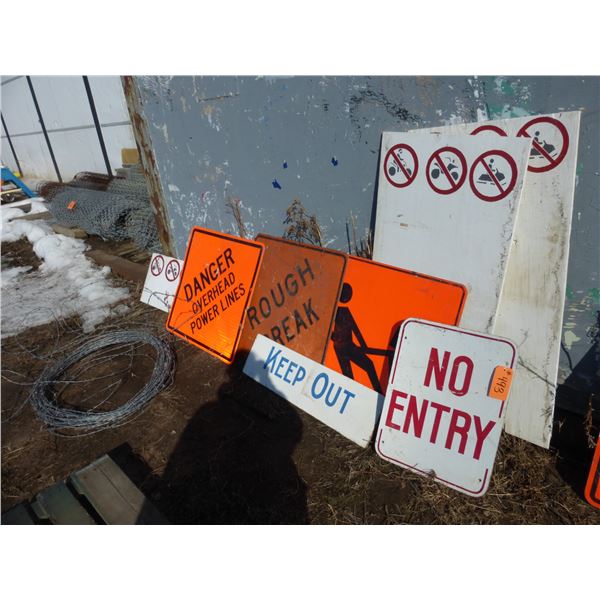 Approx. 8 various construction signs