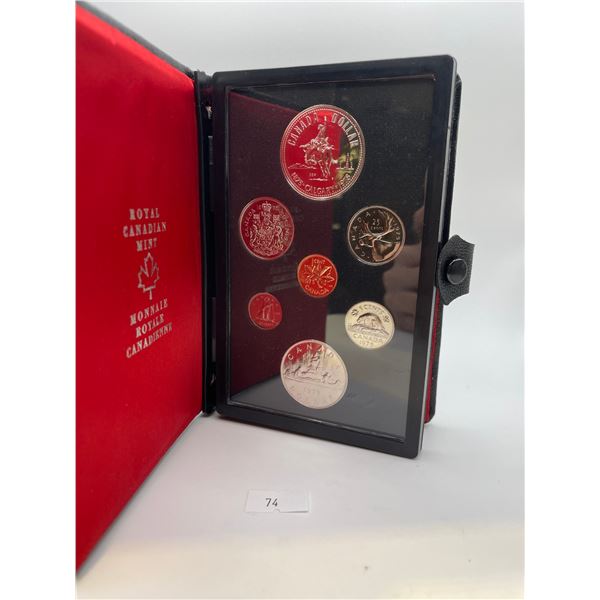 1975 Canada Specimen Double Dollar Set