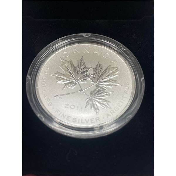 2011 Canada $10 Maple Leaf Forever