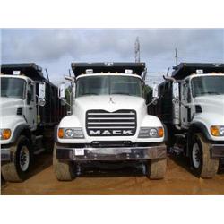 2003 MACK CV713 GRANITE T/A DUMP