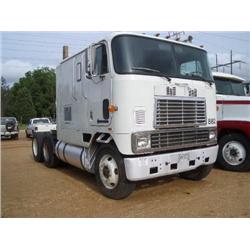 1986 INTERNATIONAL 9600 T/A TRUCK TRACTOR