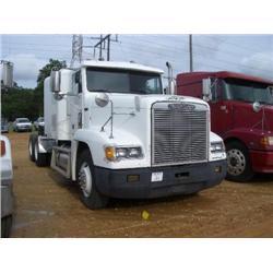 1994 FREIGHTLINER FLD120 T/A TRUCK TRACTOR