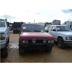 1989 NISSAN PATHFINDER 4X4