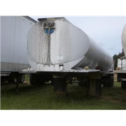 1974 FRUEHAUF 9000 GALLON FUEL TANKER