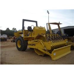 VIBROMAX 2000 W1102PD VIBRATORY ROLLER