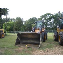 CASE 621 CXT RUBBER TIRED LOADER