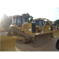 CAT D5M LGP CRAWLER TRACTOR