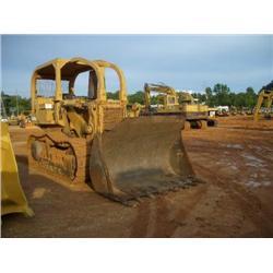 DRESSER 175 CRAWLER LOADER