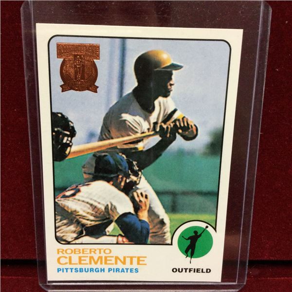 Roberto Clemente Baseball Card