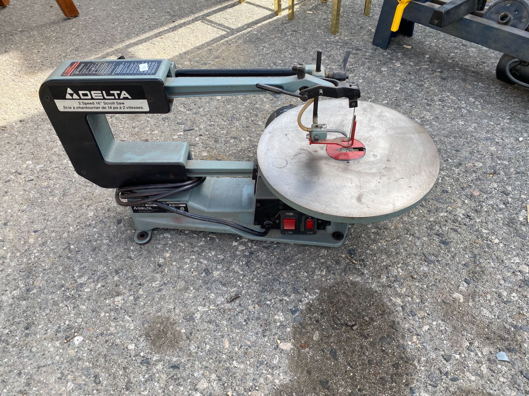 Delta 2 speed 16" scroll saw