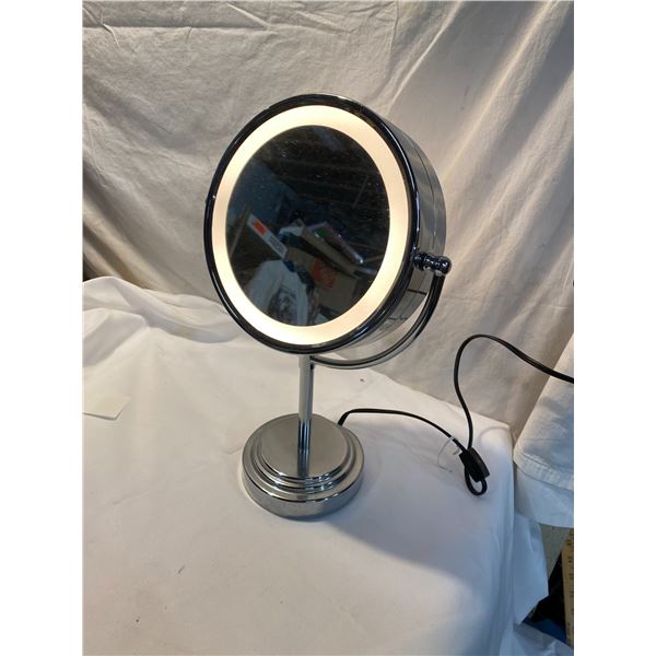 Light up mirror