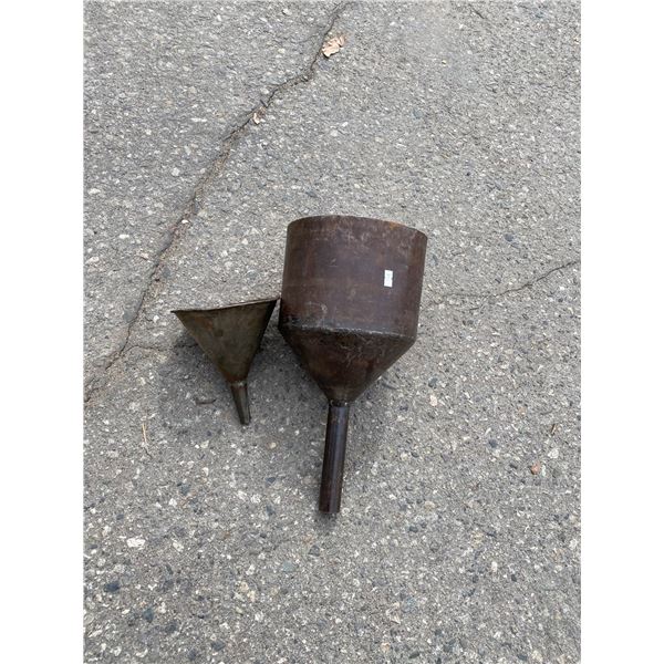Metal funnels