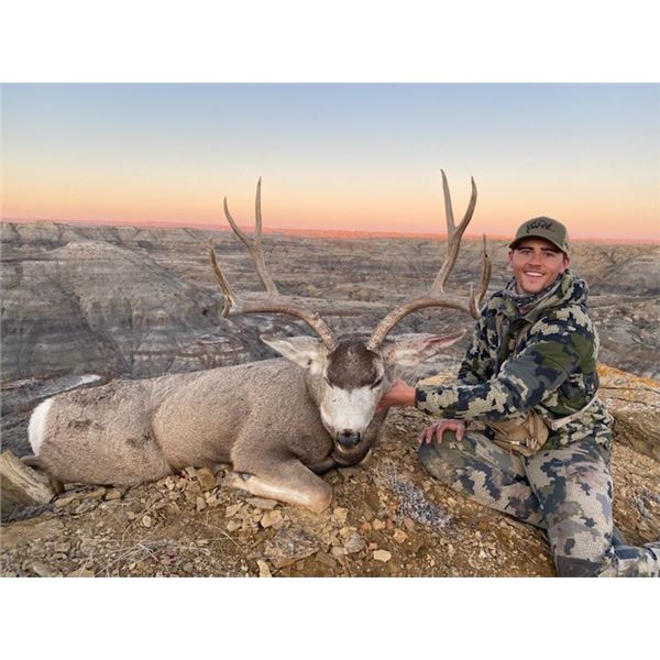 5-Day Eastern Montana Whitetail or Mule Deer Plus Antelope Hunt