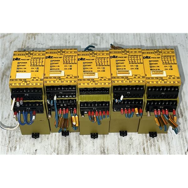 (5) Pilz #PNOZ X8P 24 VDC 3 n/o 2 n/c 2 so / #777760 Modules