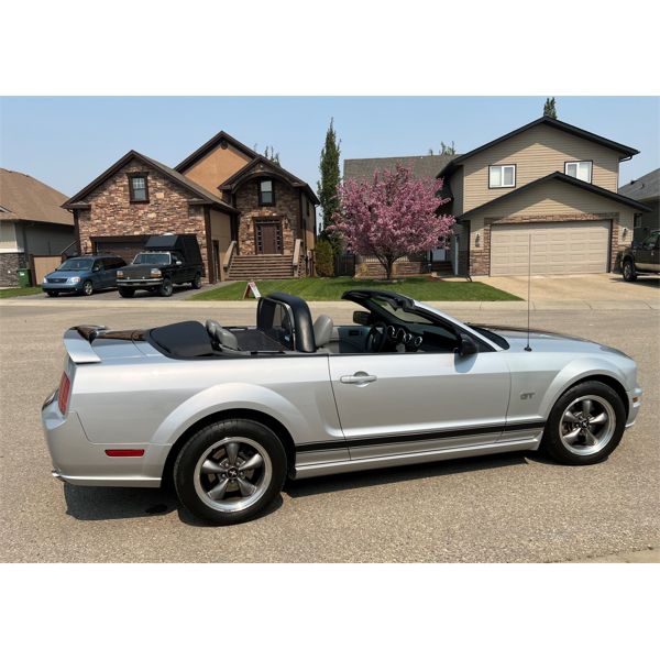 2005 FORD MUSTANG GT CONVERTIBLE