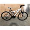 Image 2 : WHITE MONGOOSE FULL SUSPENSION 21 SPEED MOUNTAIN BIKE