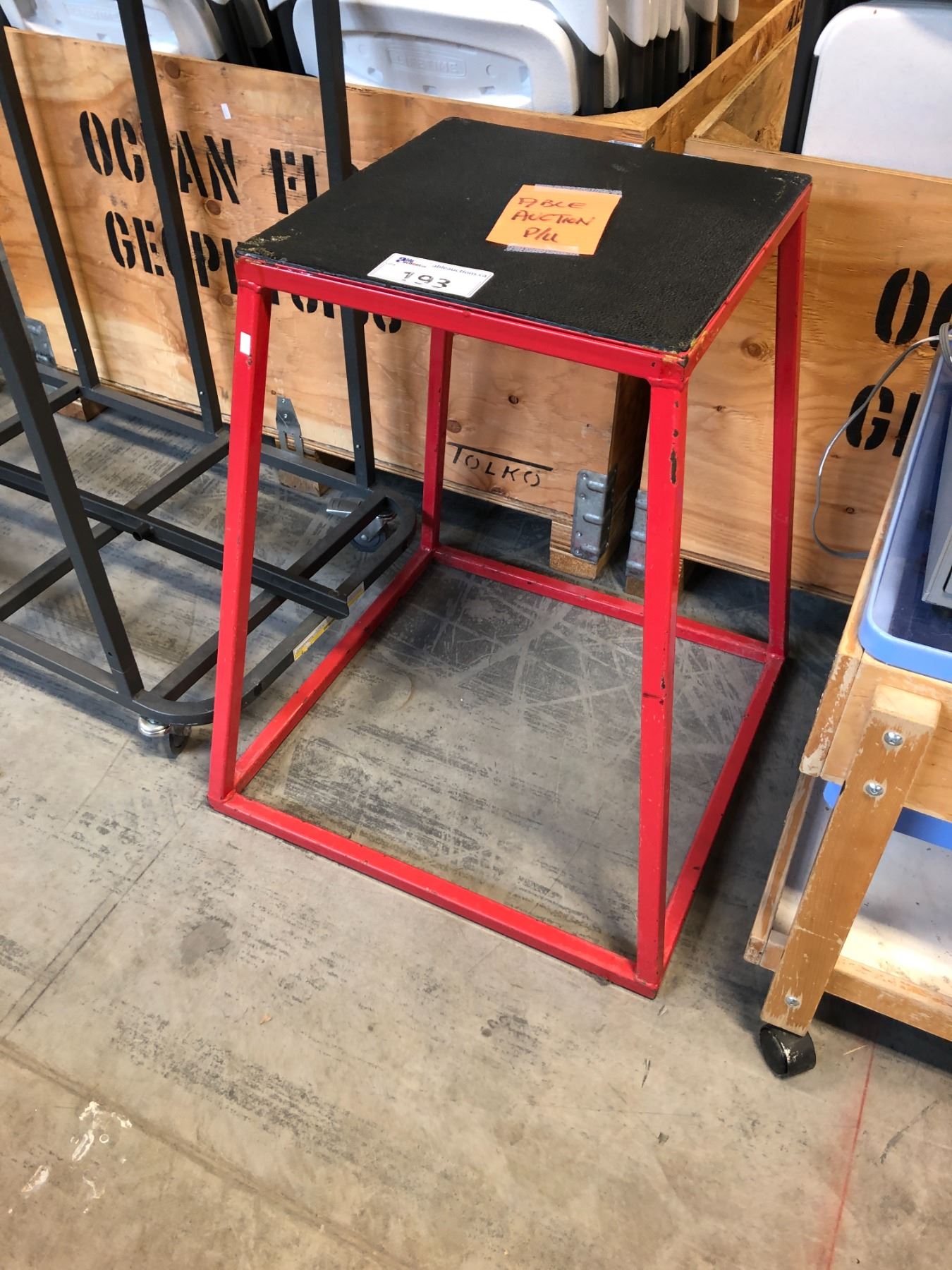RED METAL FITNESS PLYOMETRIC JUMP PLATFORM BOX