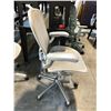 Image 2 : HERMAN MILLER AERON MINERAL GREY / CHROME FULL ADJUSTABLE TASK CHAIR (SIZE C) RETAIL $2,520 CAN