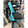 Image 2 : HERMAN MILLER SAYL BLACK / TEAL FULLY ADJUSTABLE TASK CHAIR RETAIL PRICE $1,370 CAN