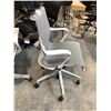 Image 2 : HERMAN MILLER SETU GREY RETAIL $1045.00 CAN